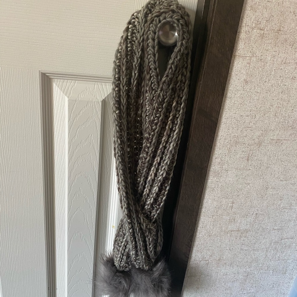 Grey Pom Pom Scarf